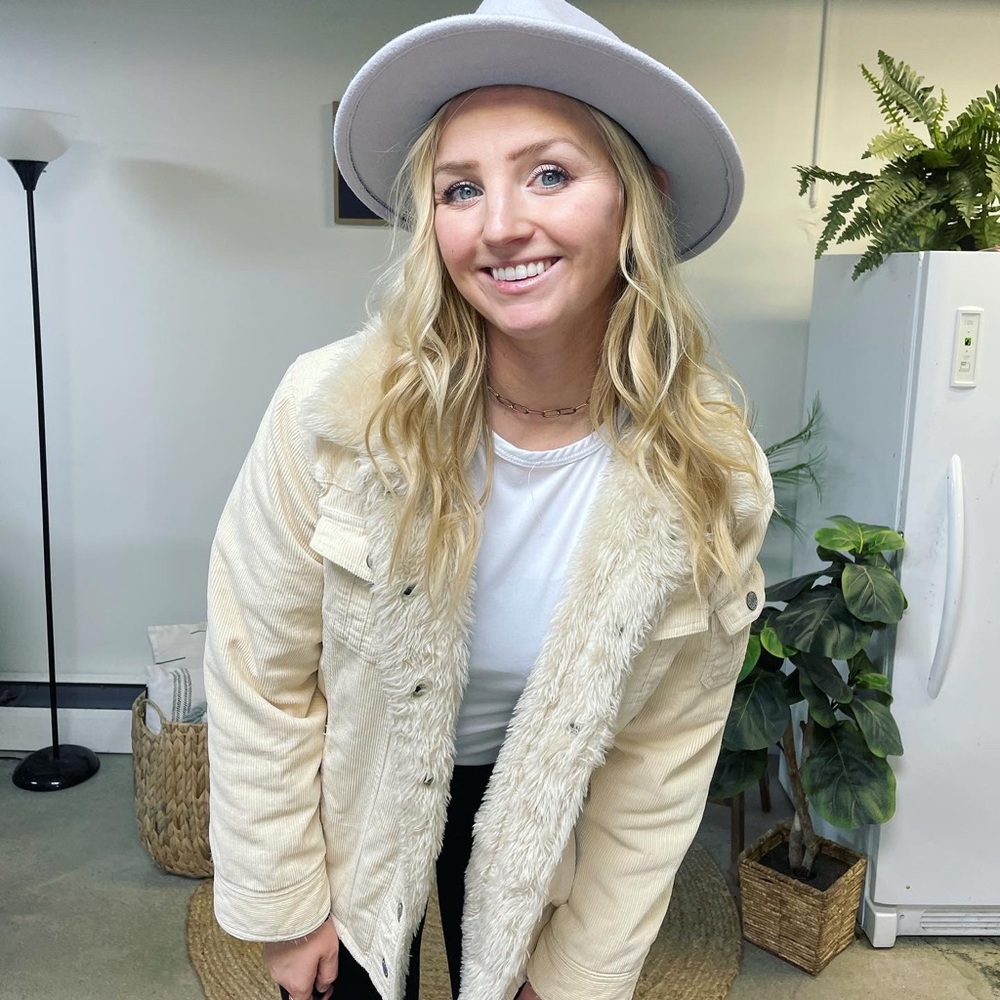 Meet your Posher, Ricci